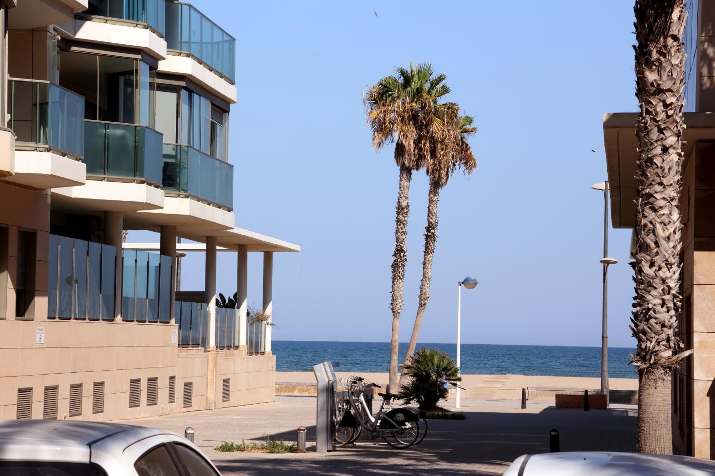 Apartamento dos habitaciones primera línea de playa