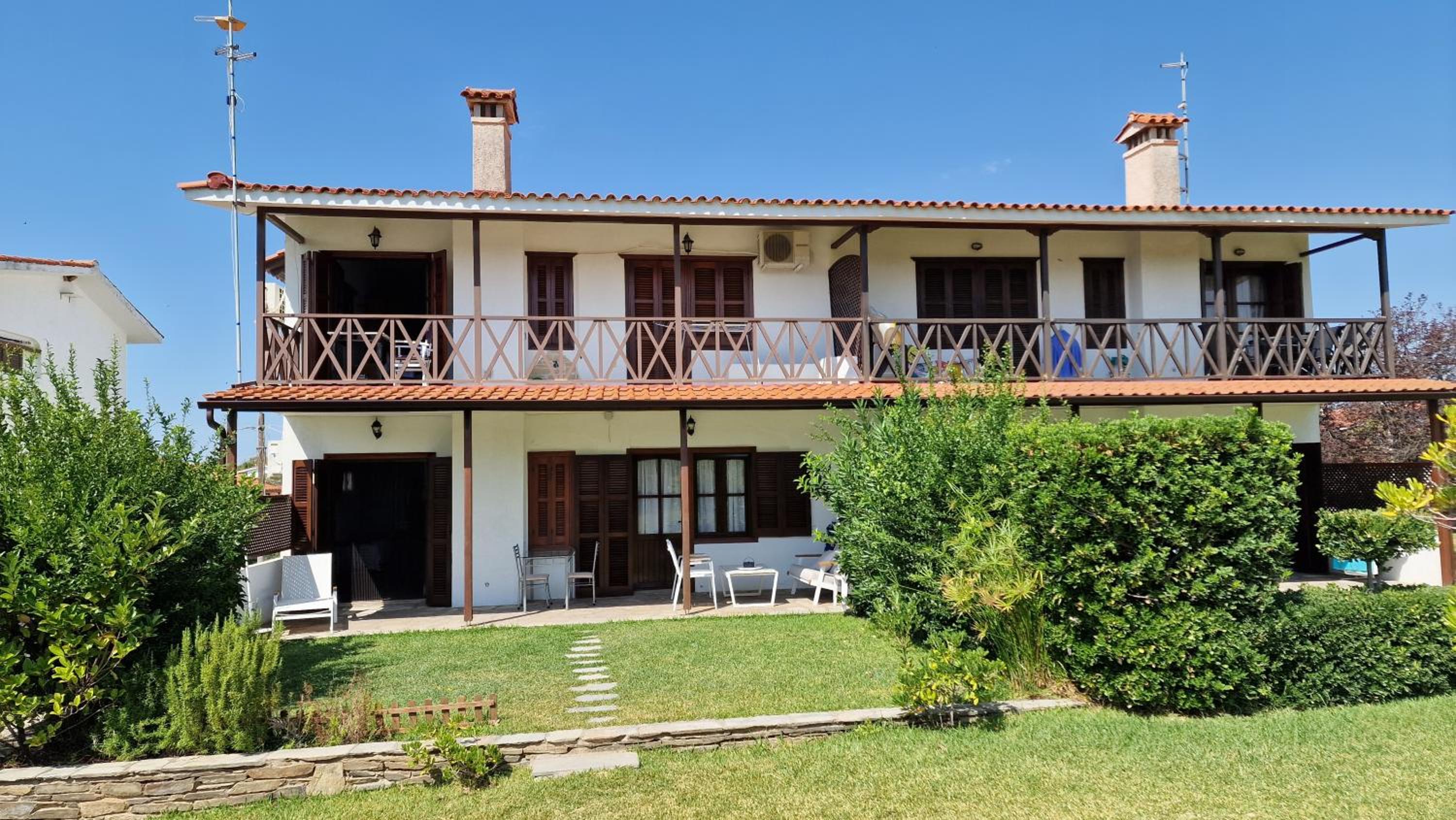Halkidiki, Family house to enjoy by the beach view 2