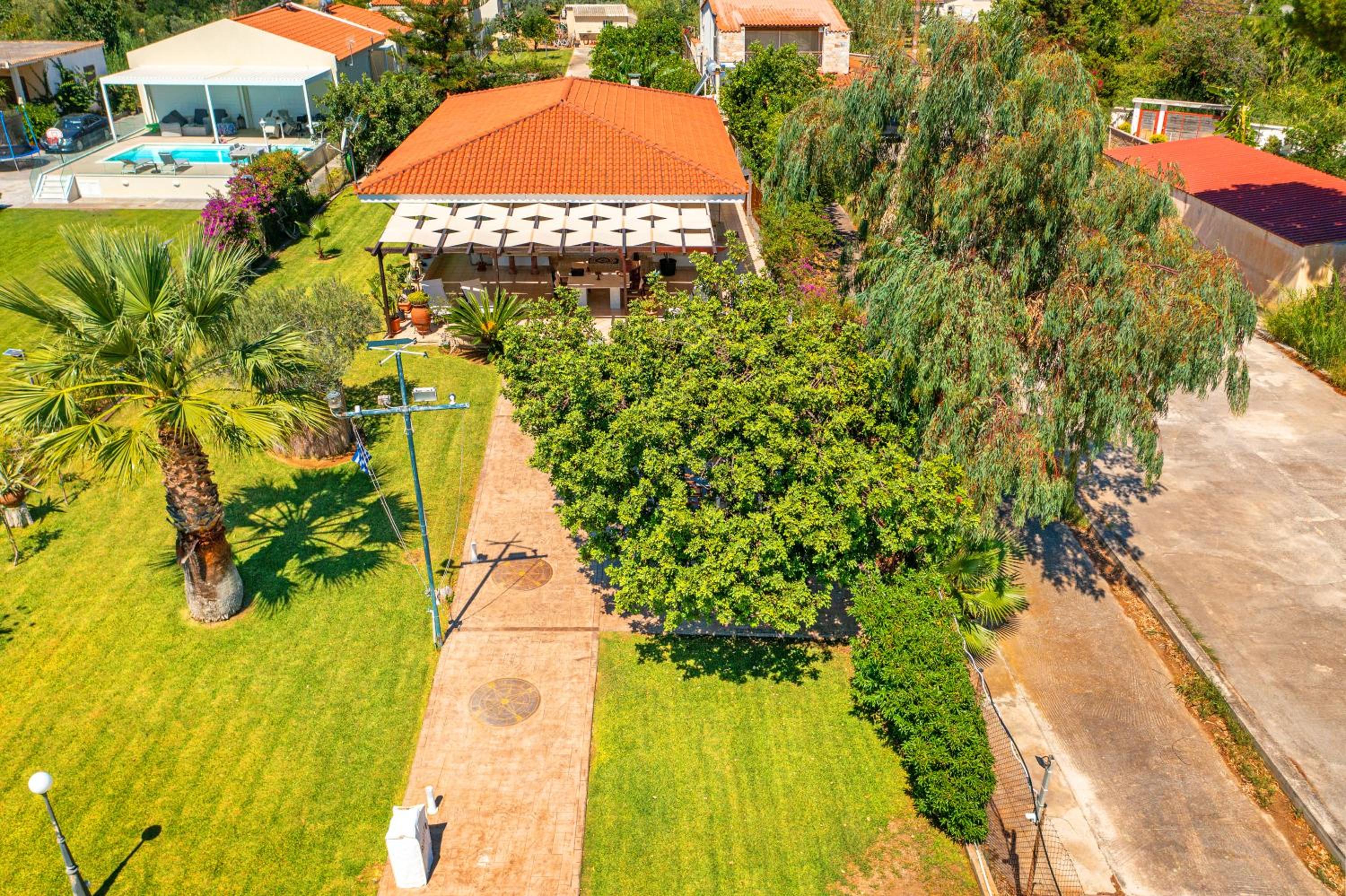 Maria’s Mansion 3 m from the SEA view 4