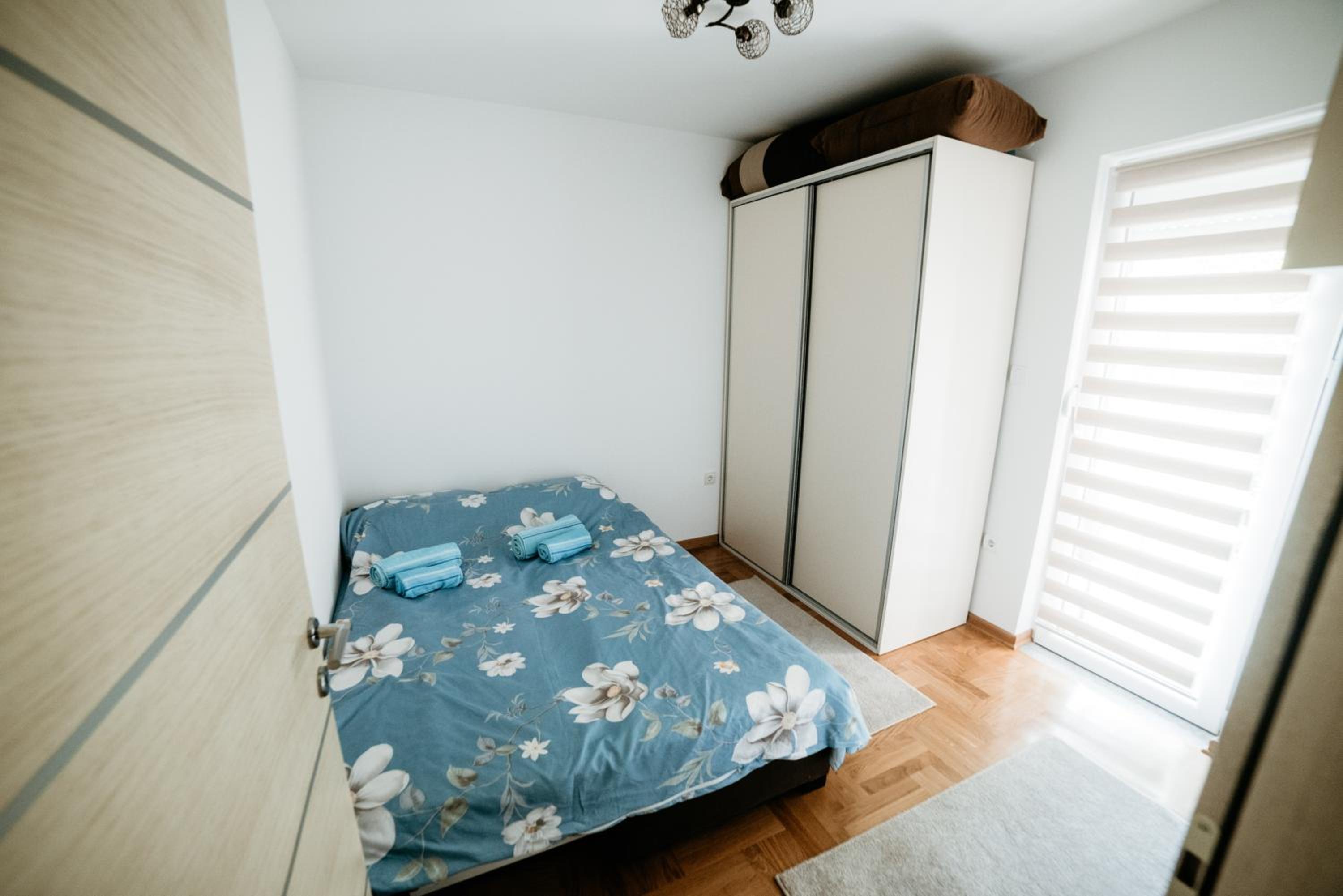 Apartman Ksenija view 3
