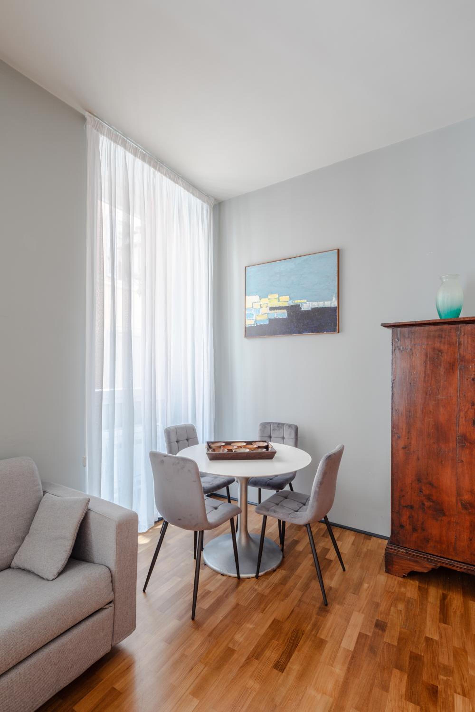 Fontanella Borghese Elegant & Beautiful Apartment