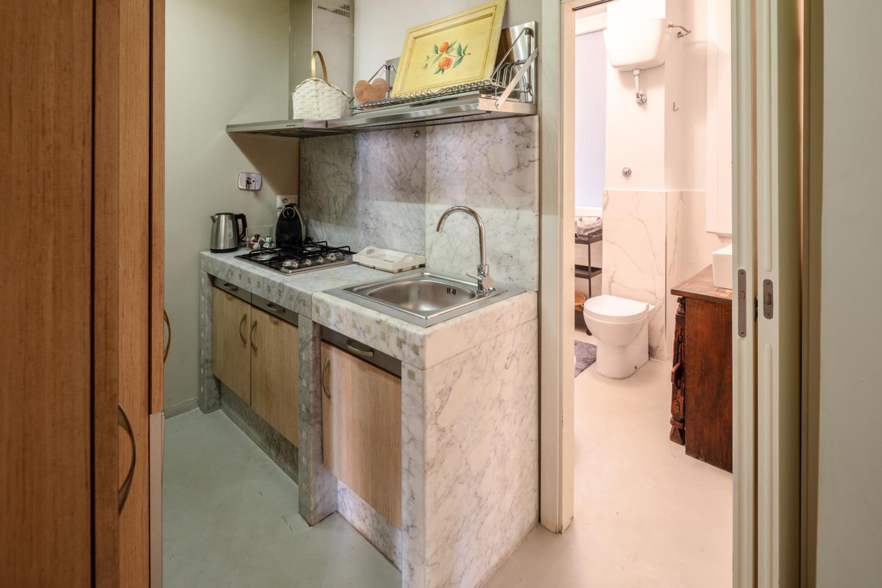 Fontanella Borghese Elegant & Beautiful Apartment