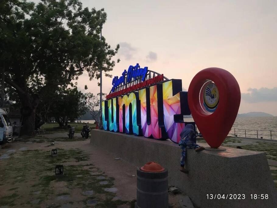 lumut manjung homestay john faten photo 4