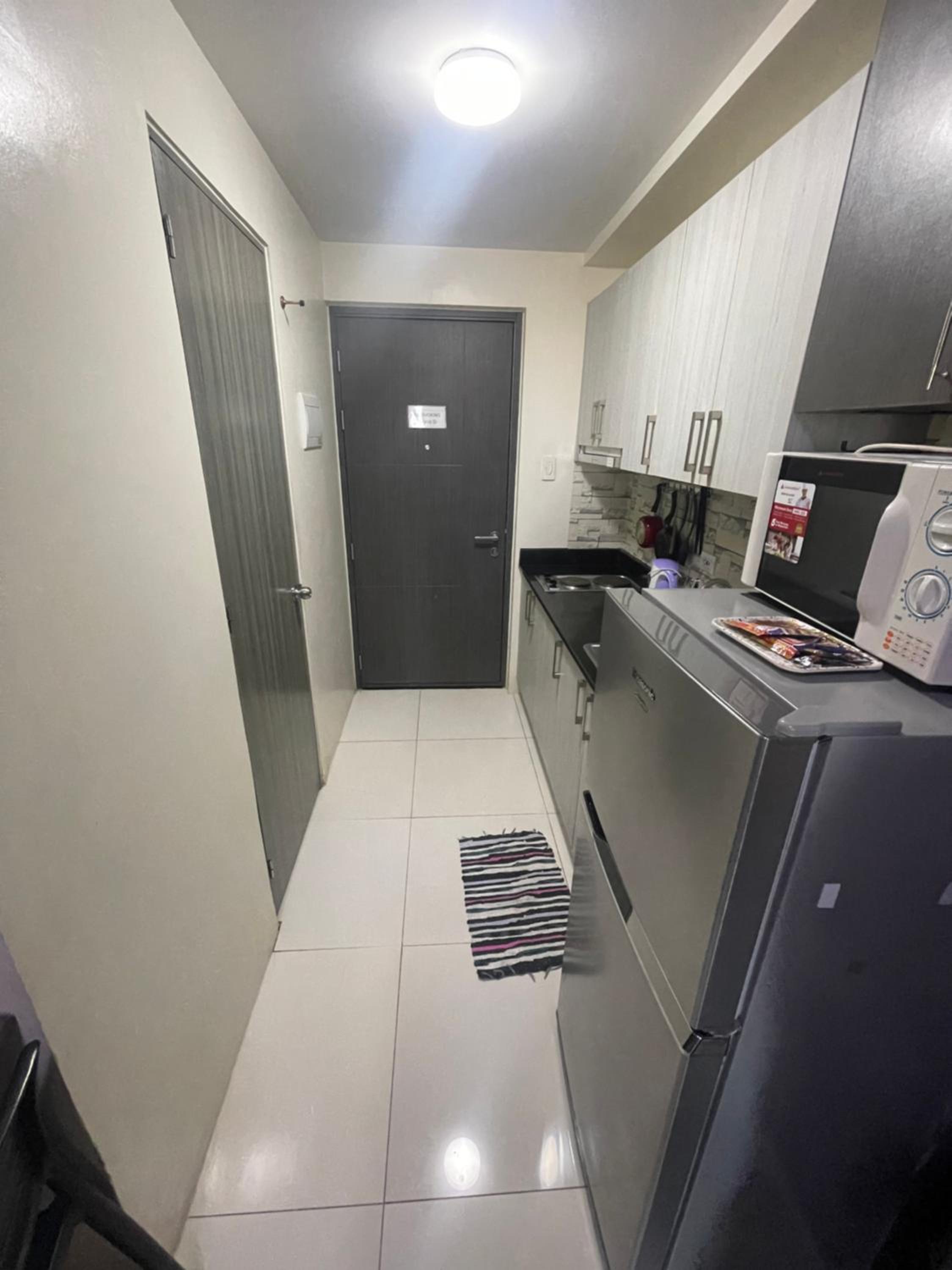 1BR unit in Green Residences Taft Avenue Malate ZM Staycation view 3