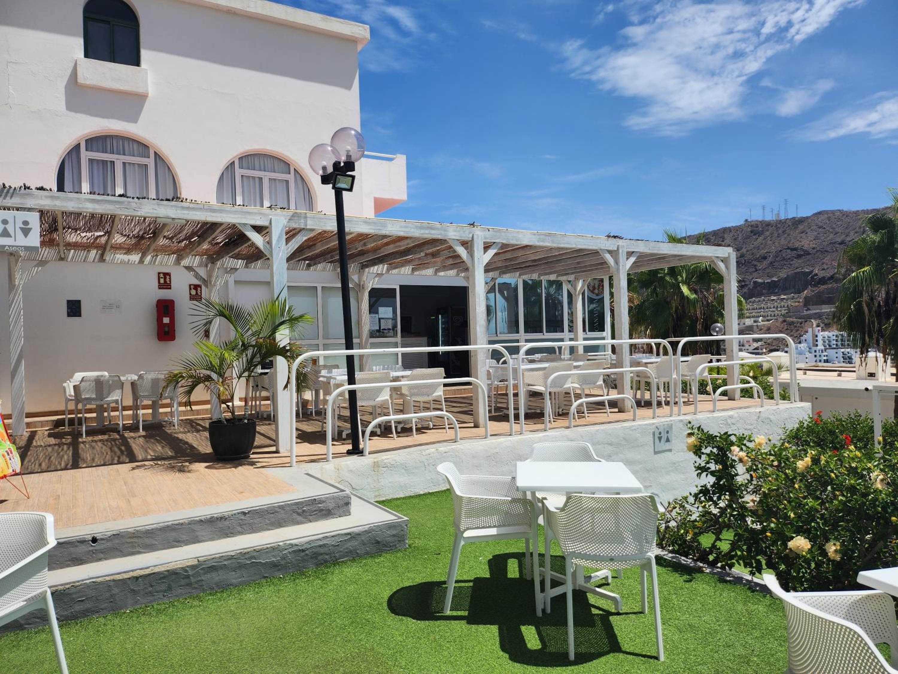 Canaima Corner with Heated Pool