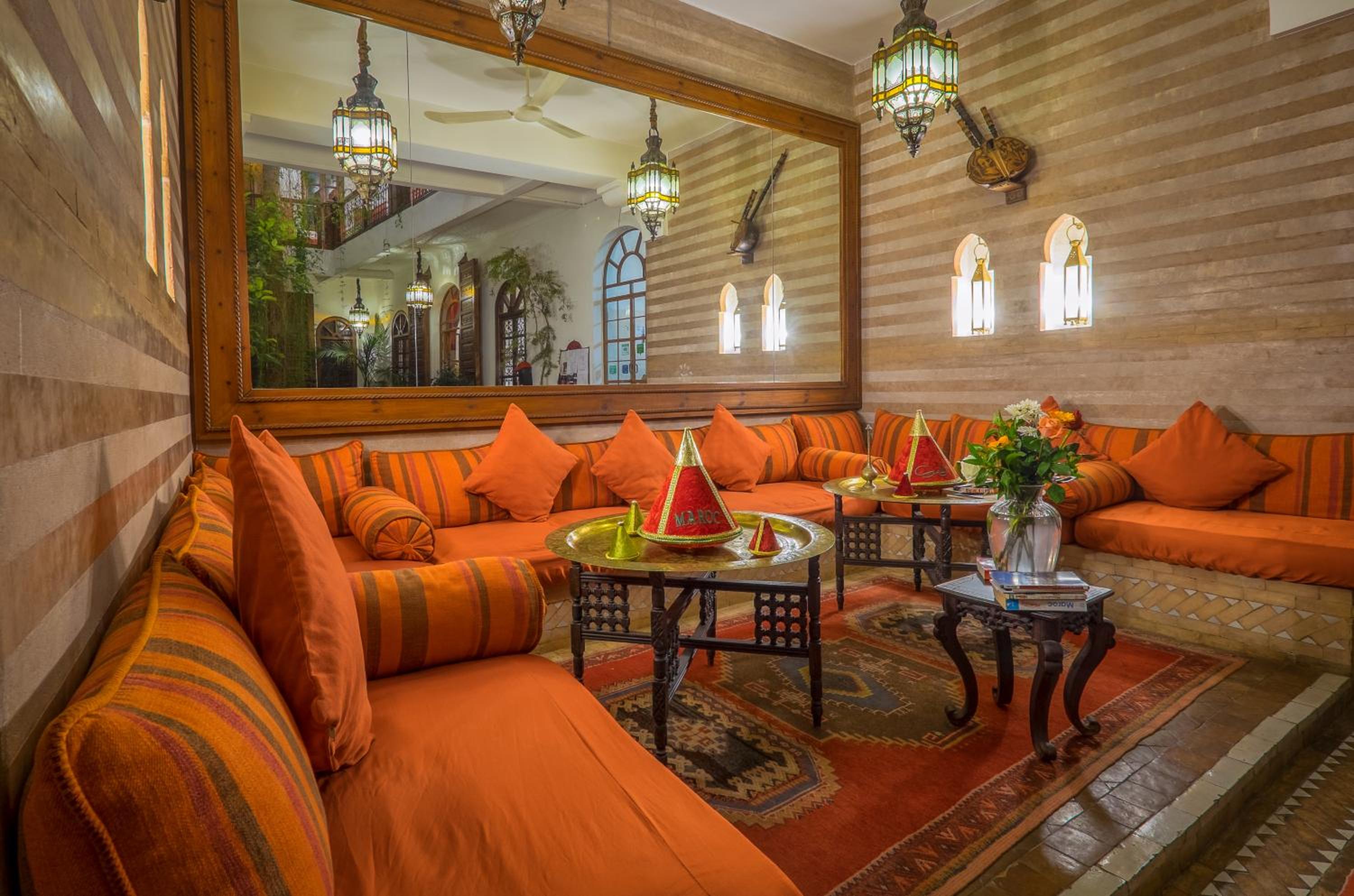 lounge