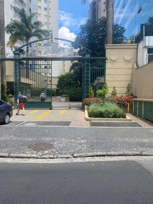 Apartamento 2 quartos proximo à AV Paulista BC01