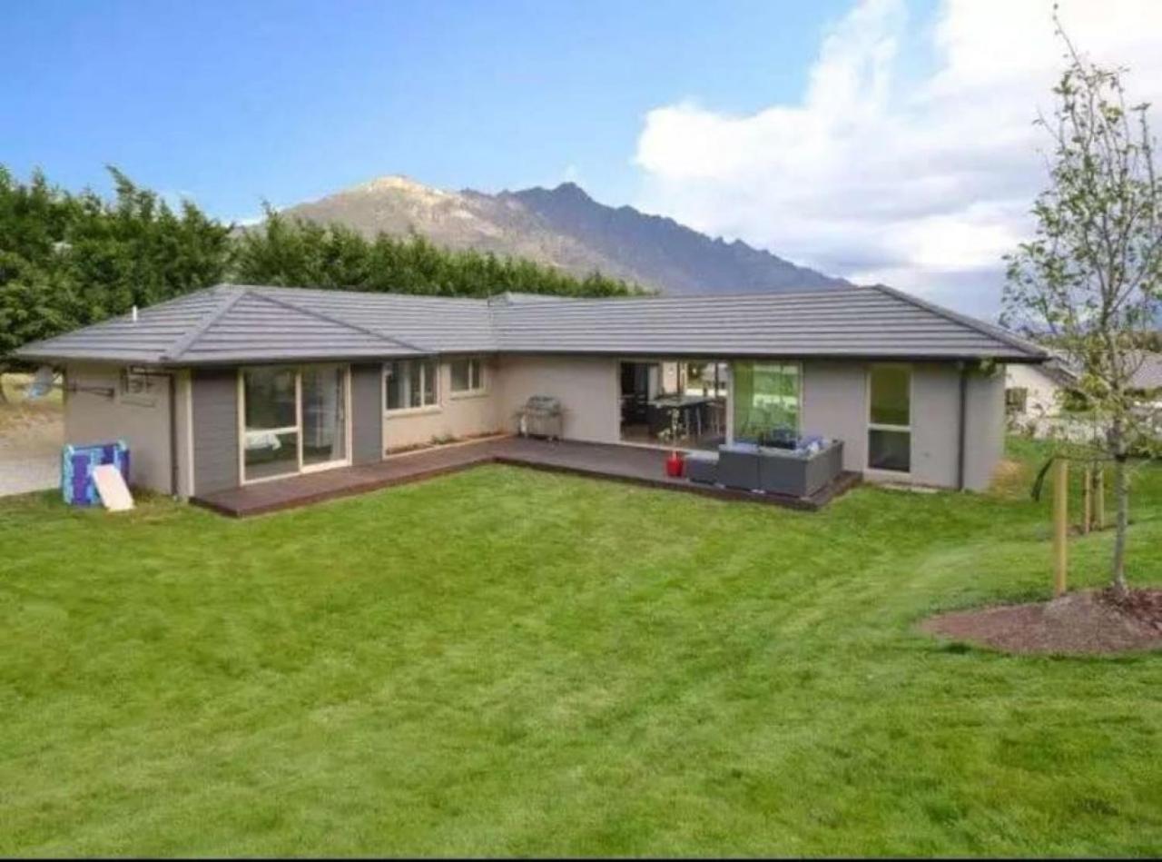 Remarkable Starry and Mount View stay in Queenstown view 5