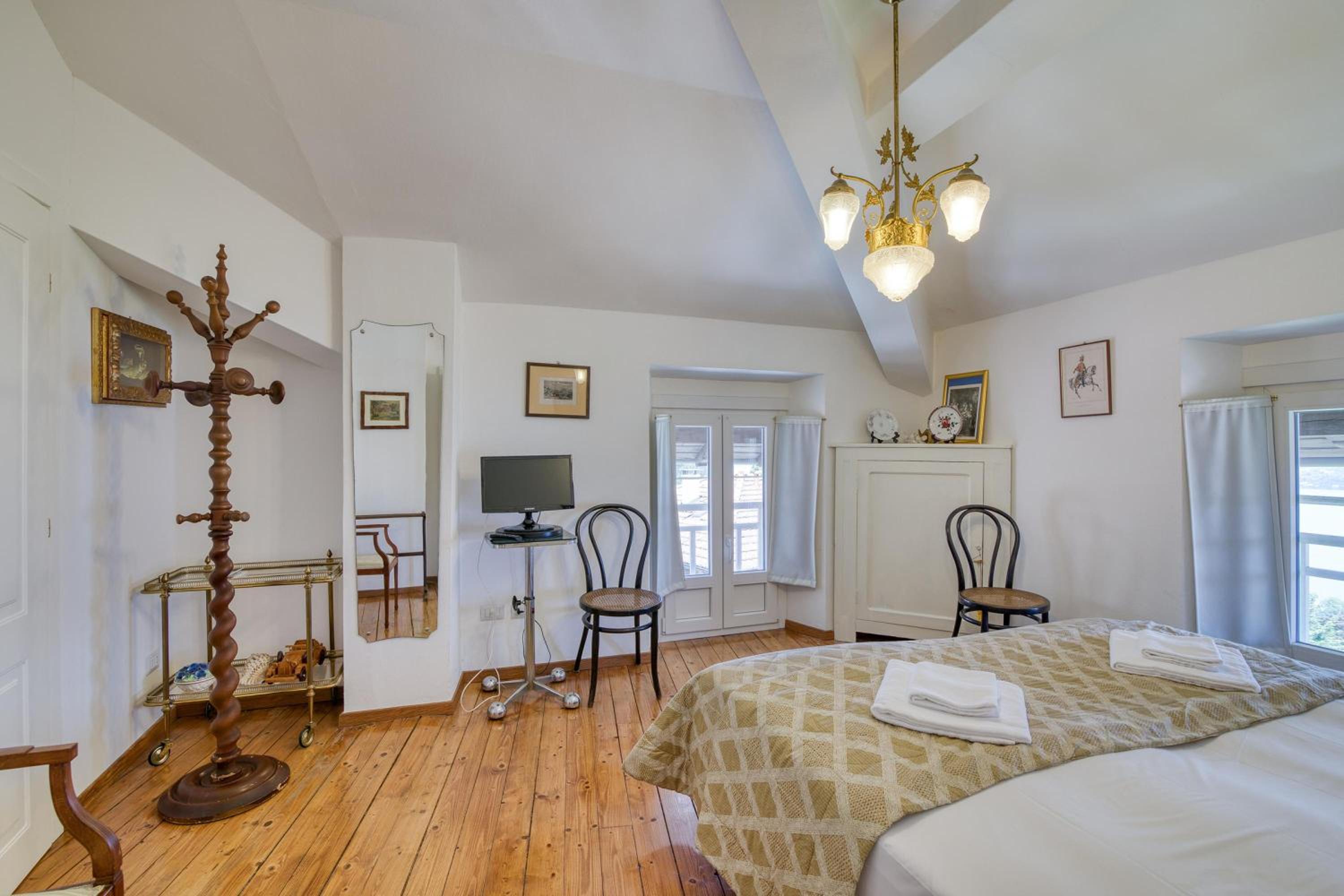 Piccolo Mondo Antico Stunning View - Happy Rentals photo 4