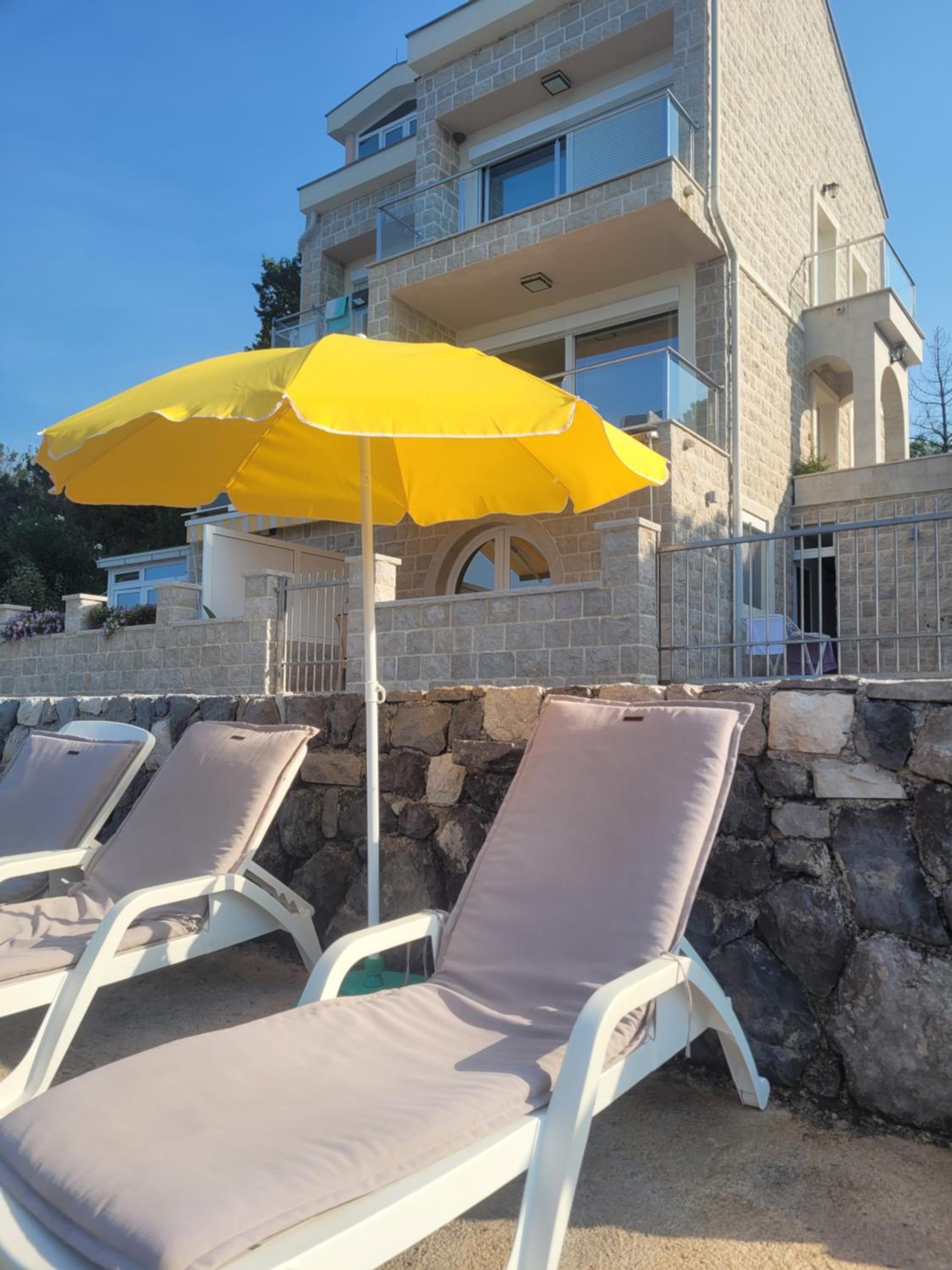 Villa Leut Montesol Tivat Krasici view 5