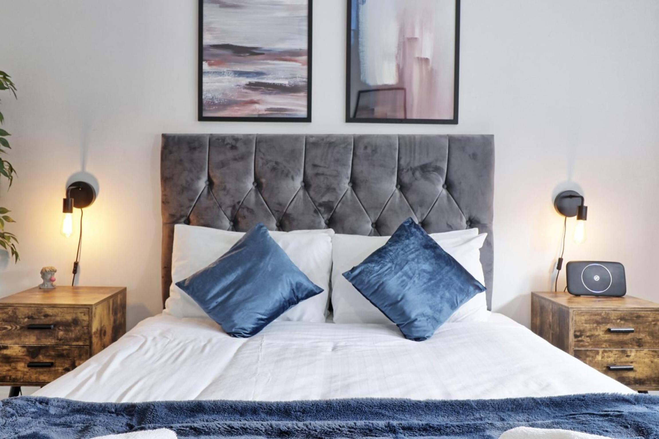 Cosy Coastal Haven 1-Bedroom Apartment in Southend-On-Sea - Southend Stays view 2