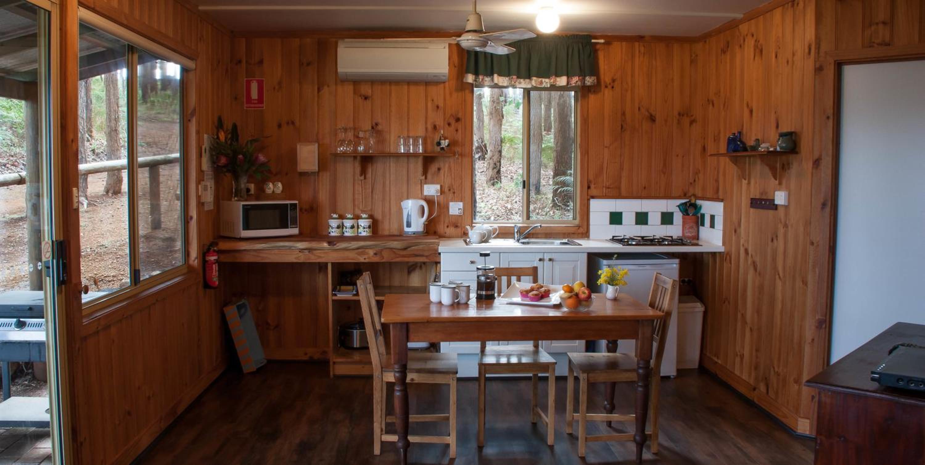 Balingup Heights Hilltop Forest Cottages