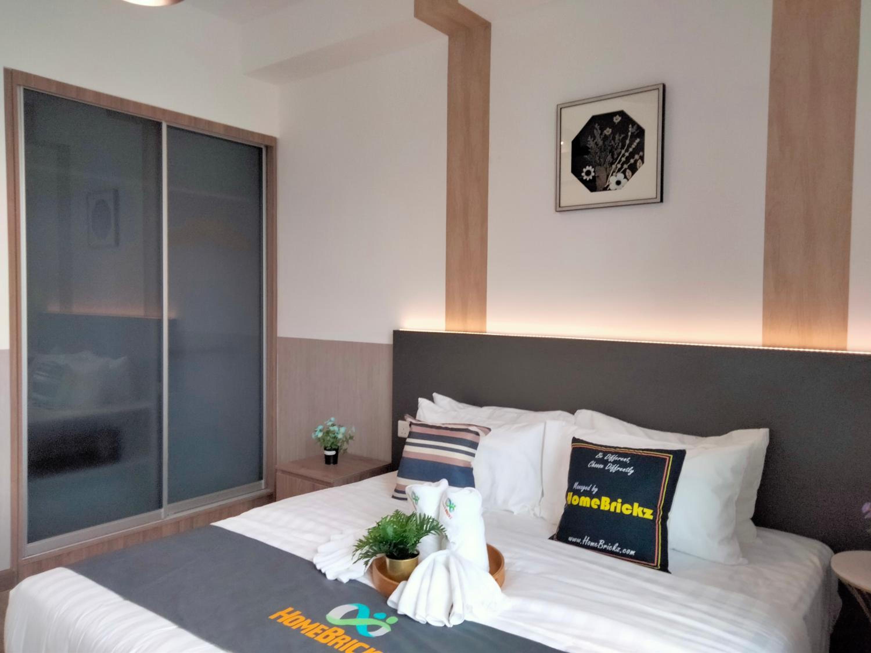 Cubic Botanical Suites Bangsar South by HomeBrickz