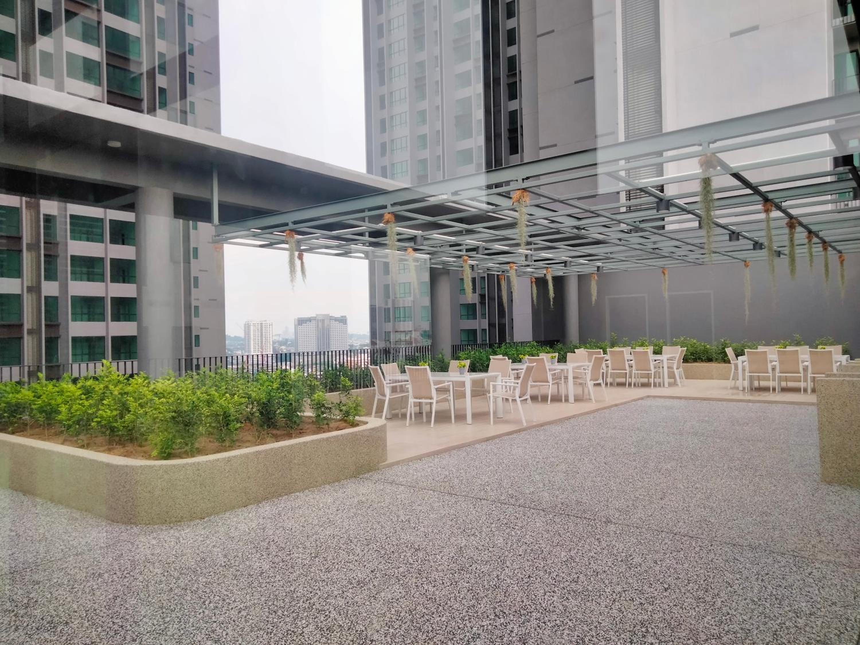 Cubic Botanical Suites Bangsar South by HomeBrickz
