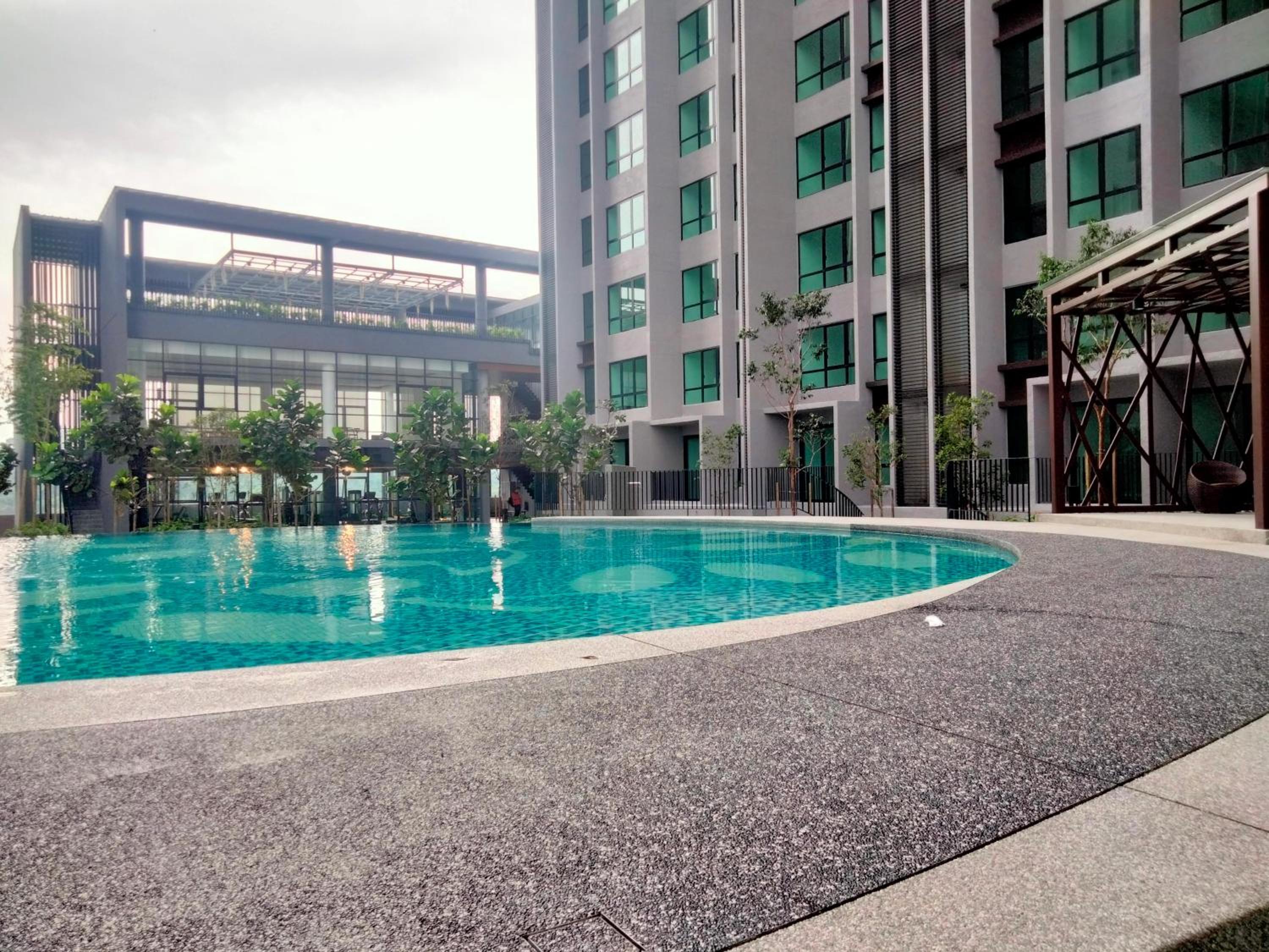 Cubic Botanical Suites Bangsar South by HomeBrickz