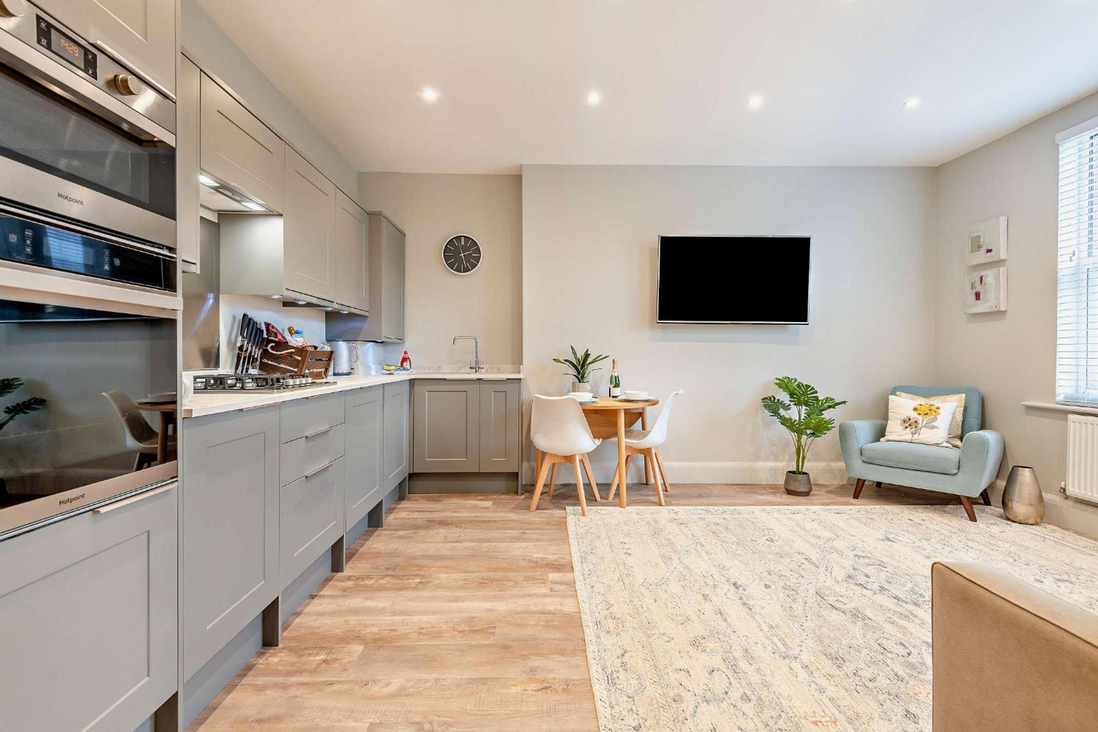 Beach Walk Southbourne SOBO Beach Sleeps 4 view 2