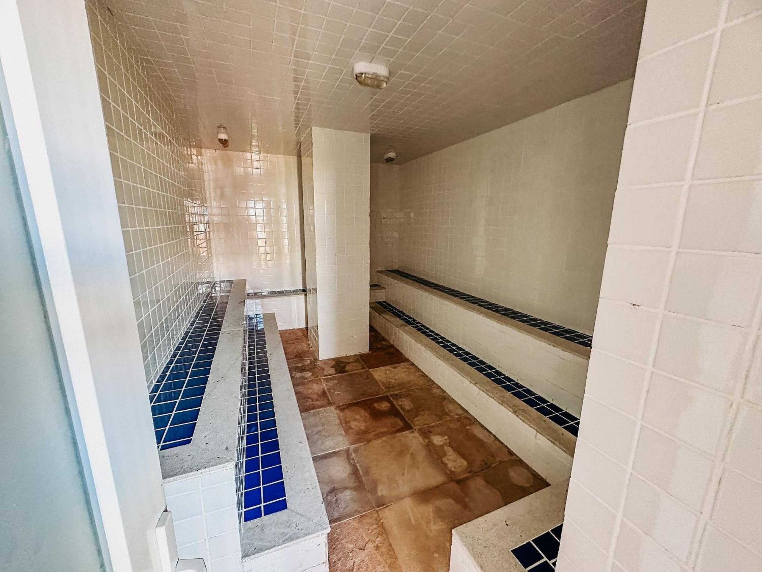 Casa toda climatizada com 2 suítes, gourmet privativo e internet 300MBPS no Residencial Monte das Oliveiras em Arraial D'Ajuda , condomínio com piscinas, s