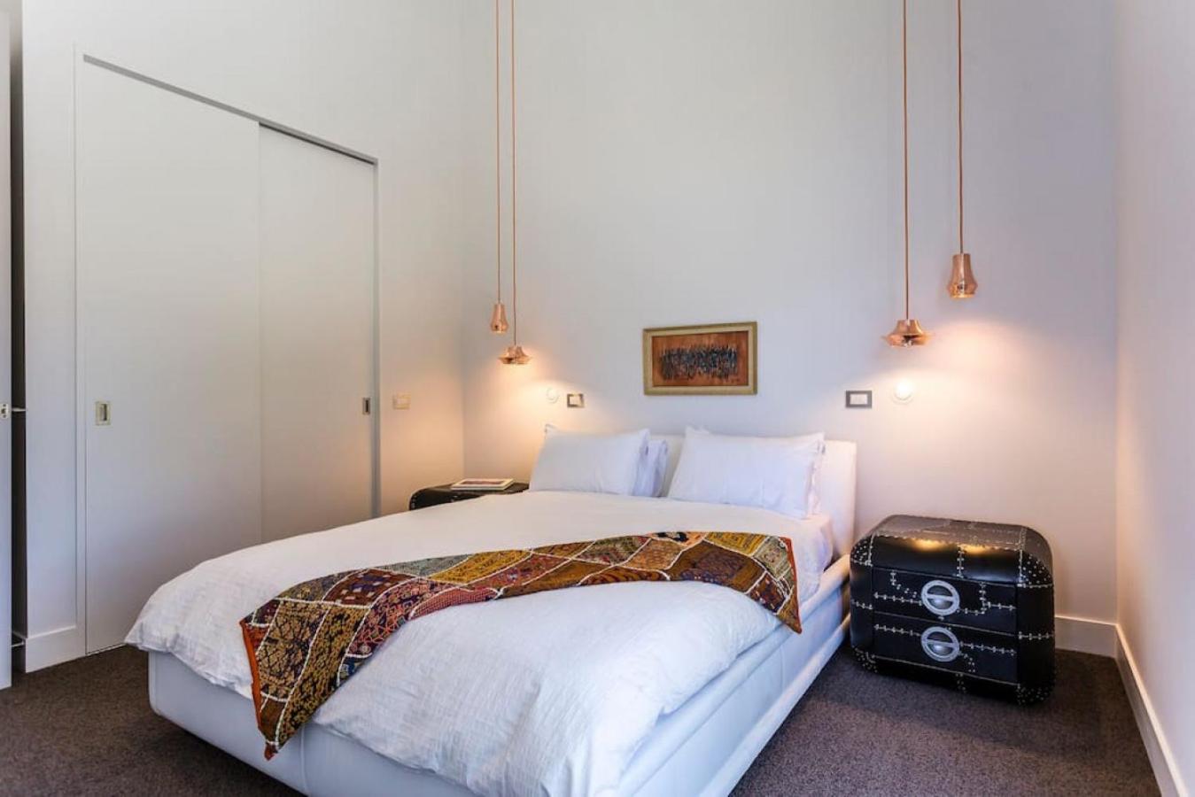 Lakehouse Joela, a Relax it's Done luxury holiday home view 3