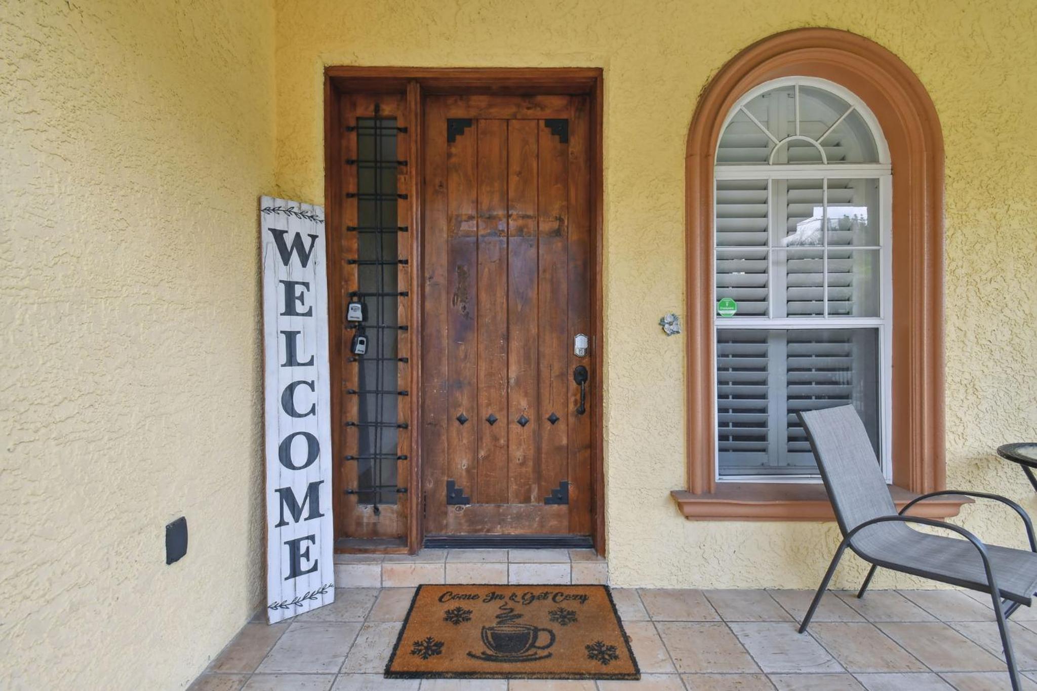 Private HomeGameRoom, 4br35bth, Sleep 12 view 4