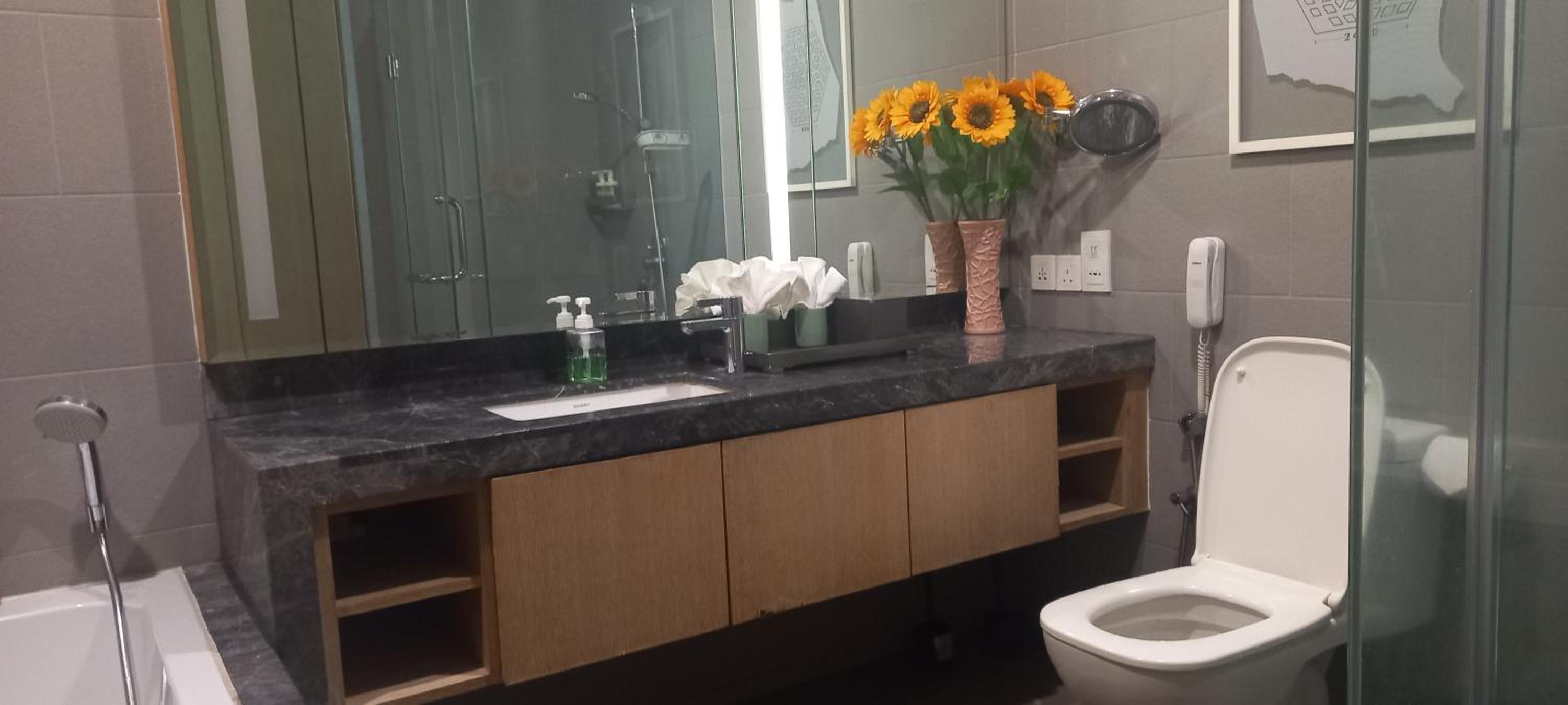 Cozy Apartment with Jacuzzi and Sauna at 188 Suites Klcc