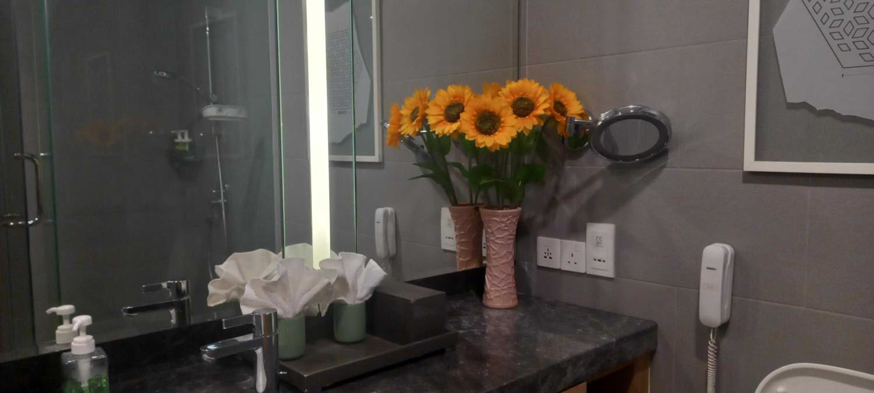 Cozy Apartment with Jacuzzi and Sauna at 188 Suites Klcc