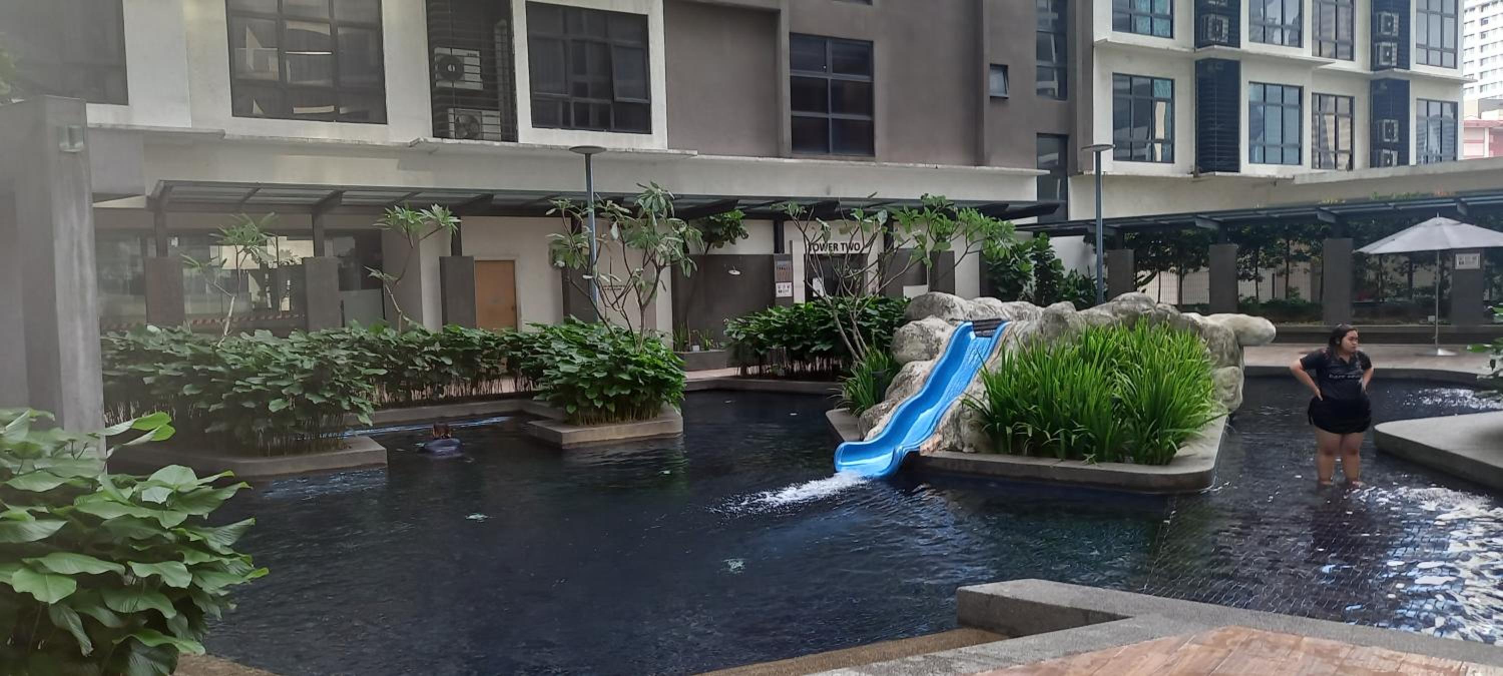 Cozy Apartment with Jacuzzi and Sauna at 188 Suites Klcc