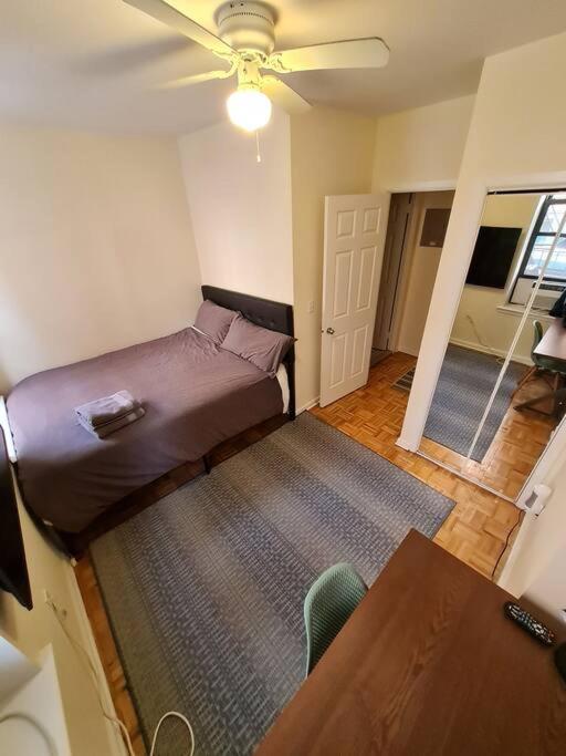 ✪ Large 2 Bedrooms ✪ Queen Beds ✪ Work Stations