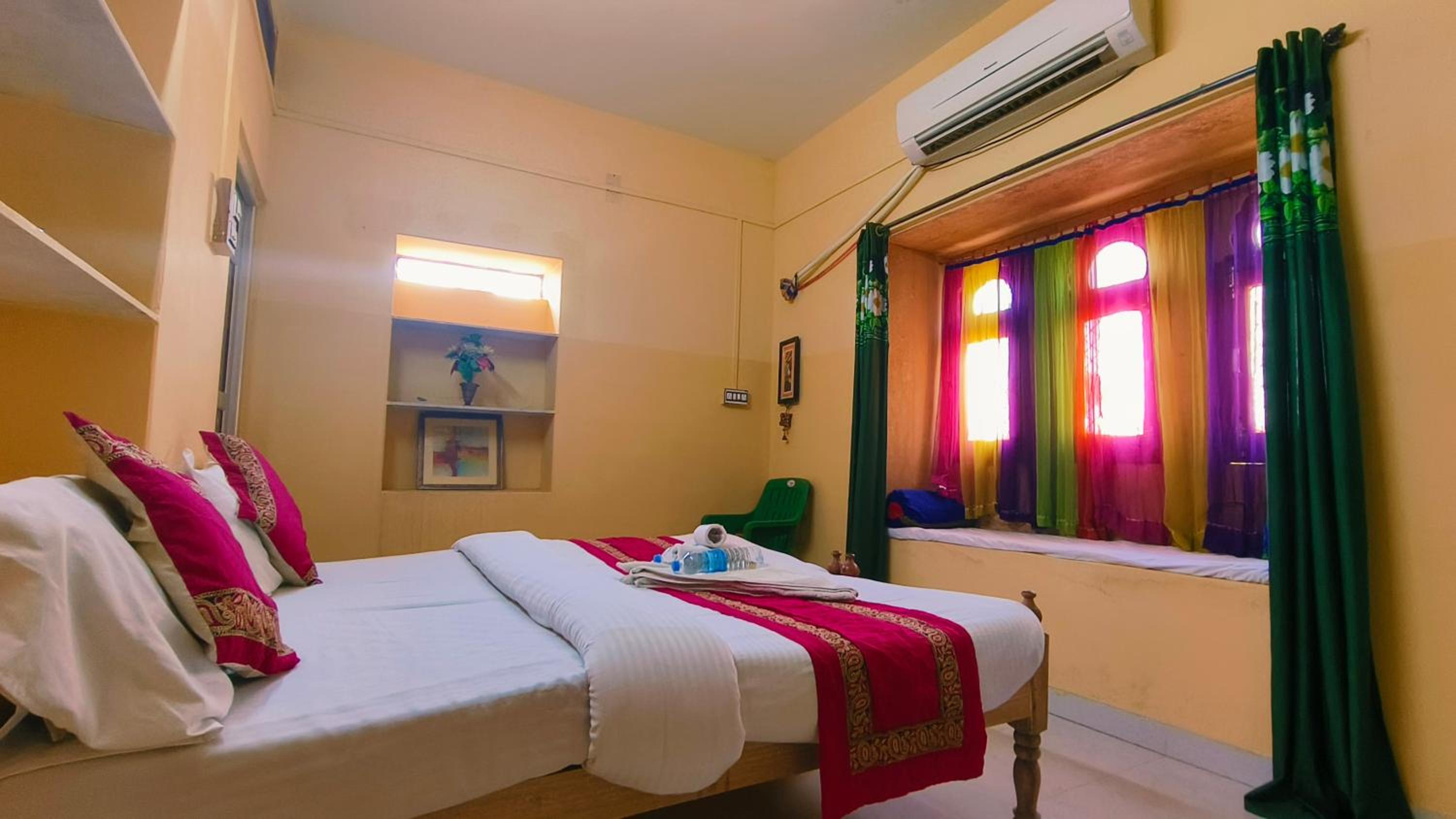 Bob Cafe & Guest House Jaisalmer view 2