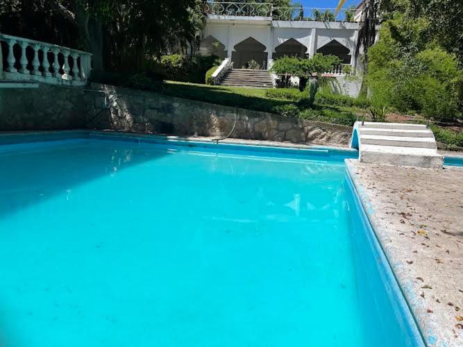 Teques inn