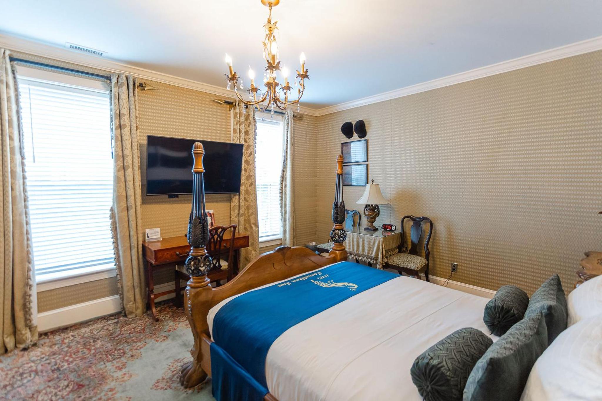 1840s Carrollton Inn