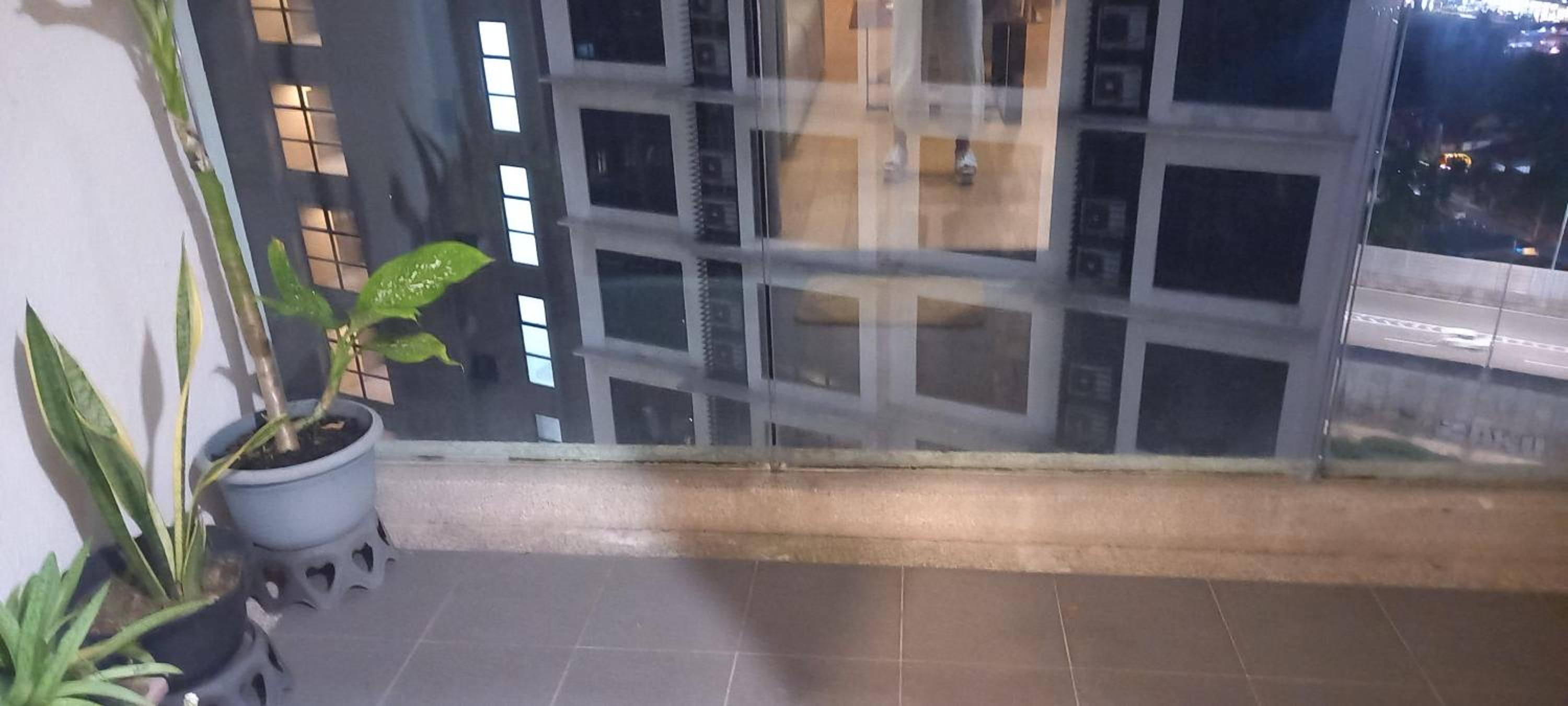 Cozy Apartment with Jacuzzi and Sauna at 188 Suites Klcc