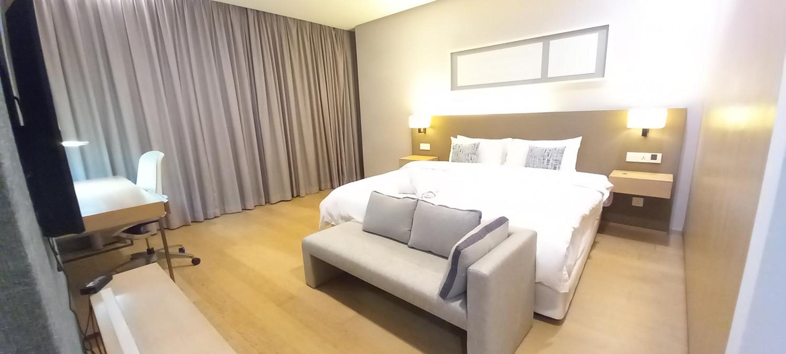 Cozy Apartment with Jacuzzi and Sauna at 188 Suites Klcc