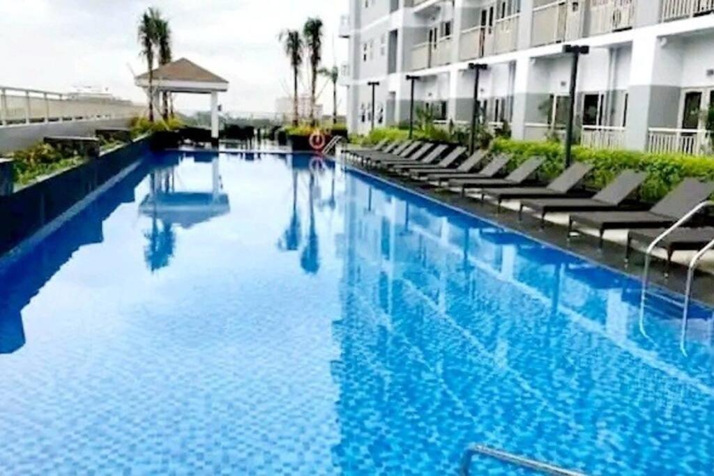 Coast Residences 24thF view 4