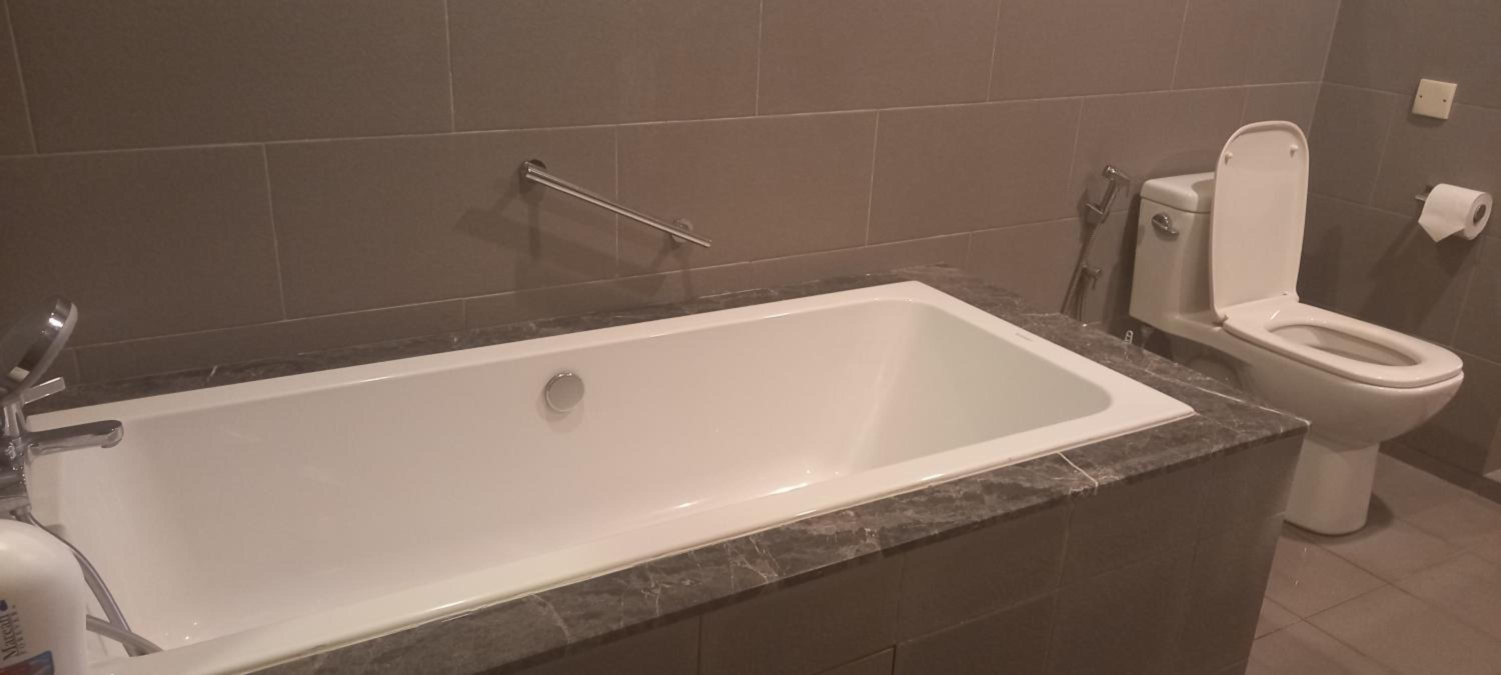 Cozy Apartment with Jacuzzi and Sauna at 188 Suites Klcc