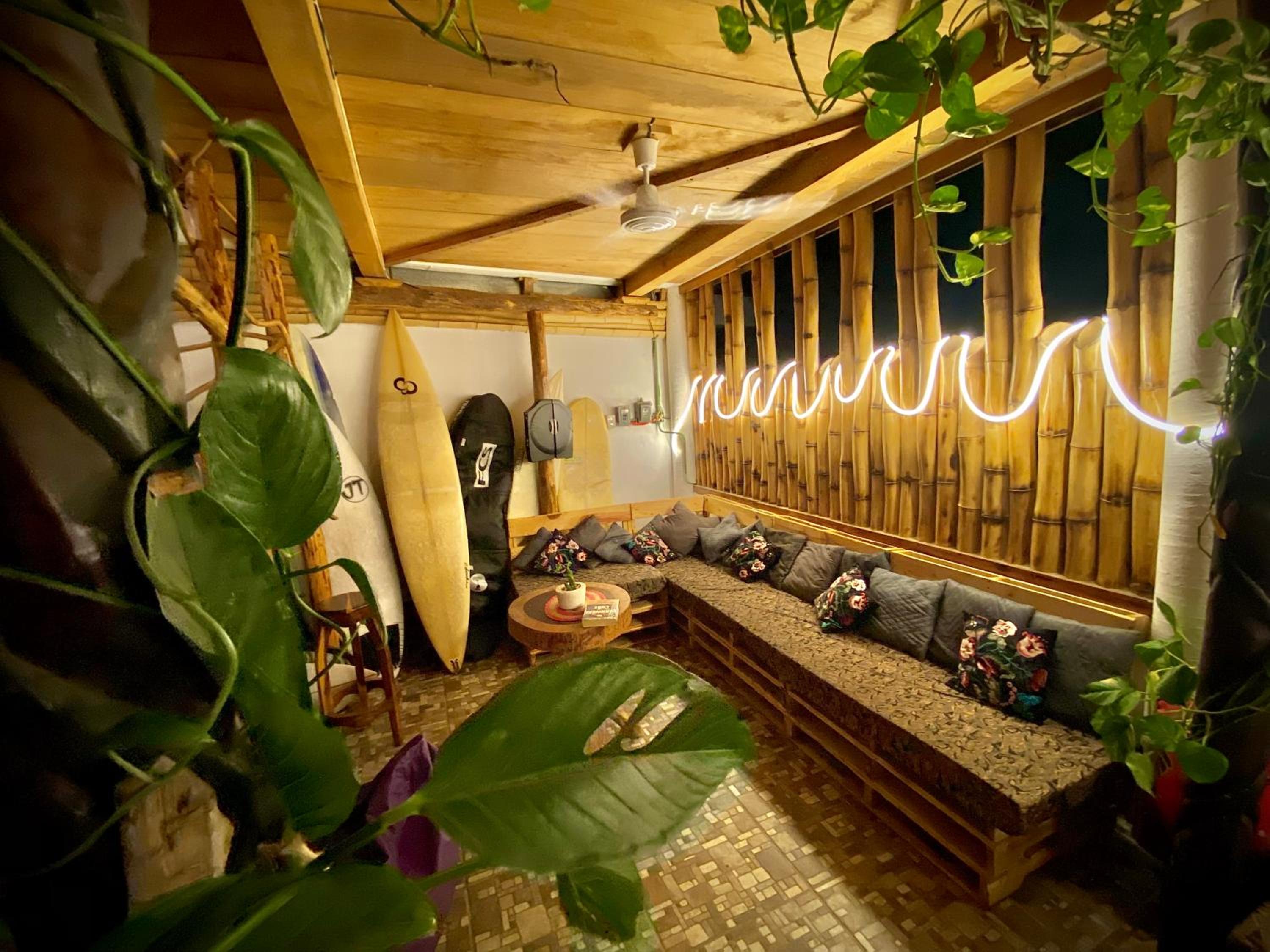 lounge