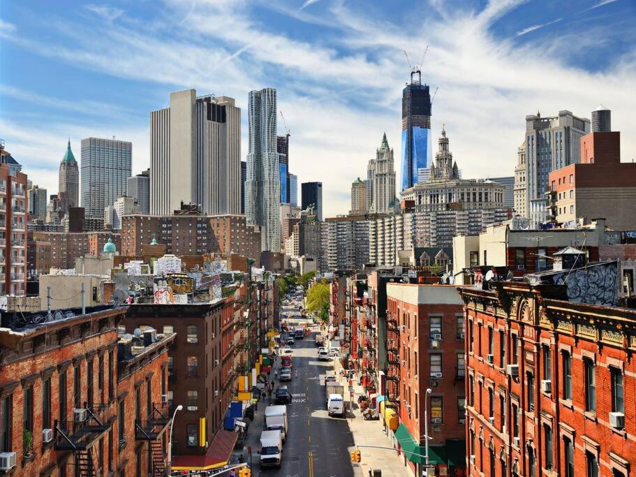 Comfortable 2BR & 2 Bath Apt in Downtown NYC