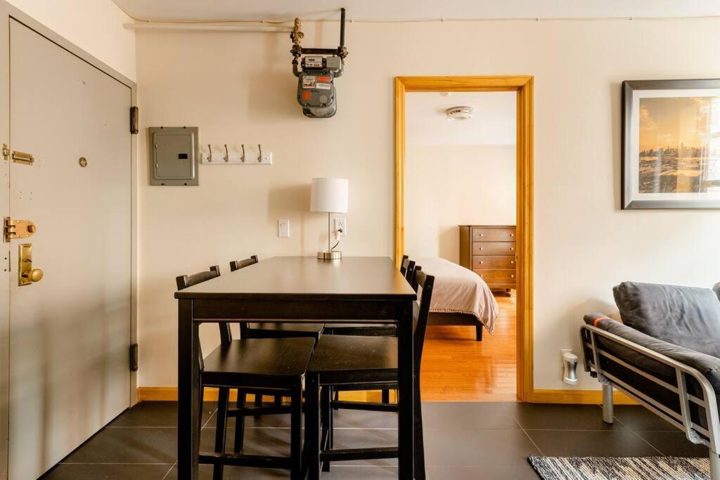 Comfortable 2BR & 2 Bath Apt in Downtown NYC