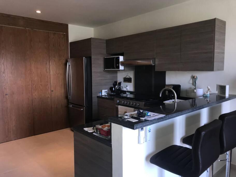 New Apartment, close to beach, Great Location!