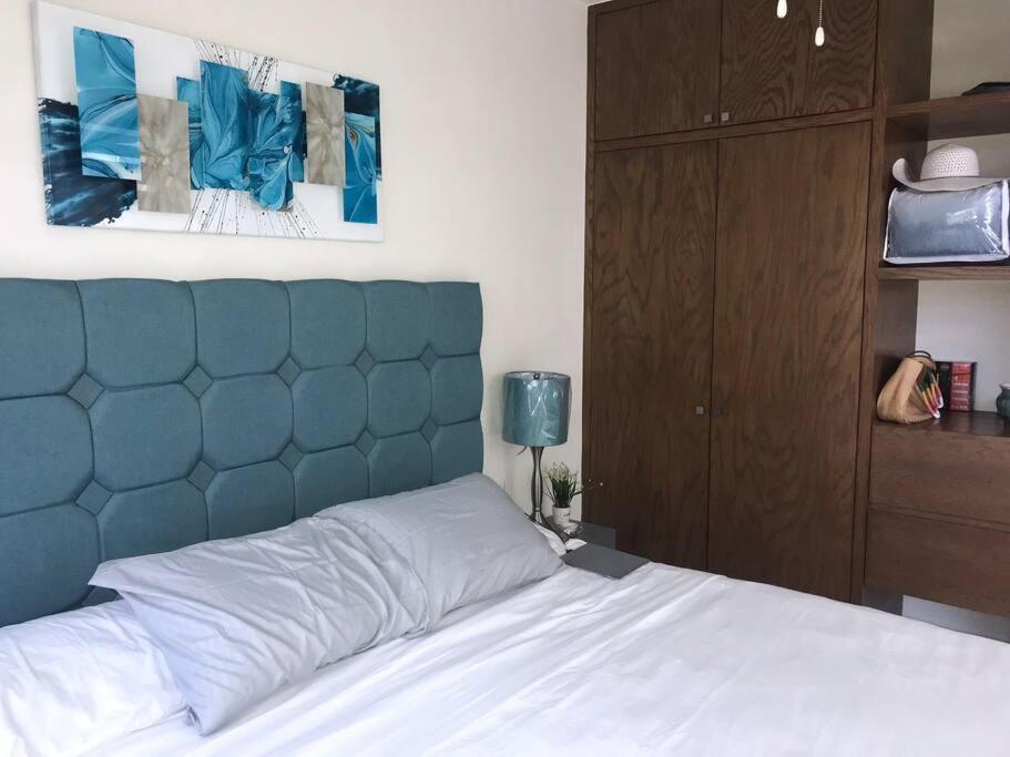 New Apartment, close to beach, Great Location!