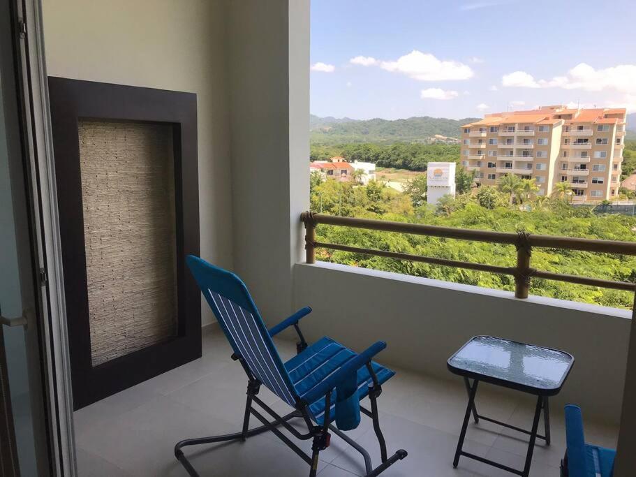 New Apartment, close to beach, Great Location!