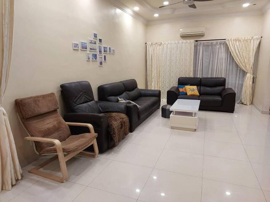 Home in Gelugor4R3B Dnaz Homestay@Sg. Dua photo 2
