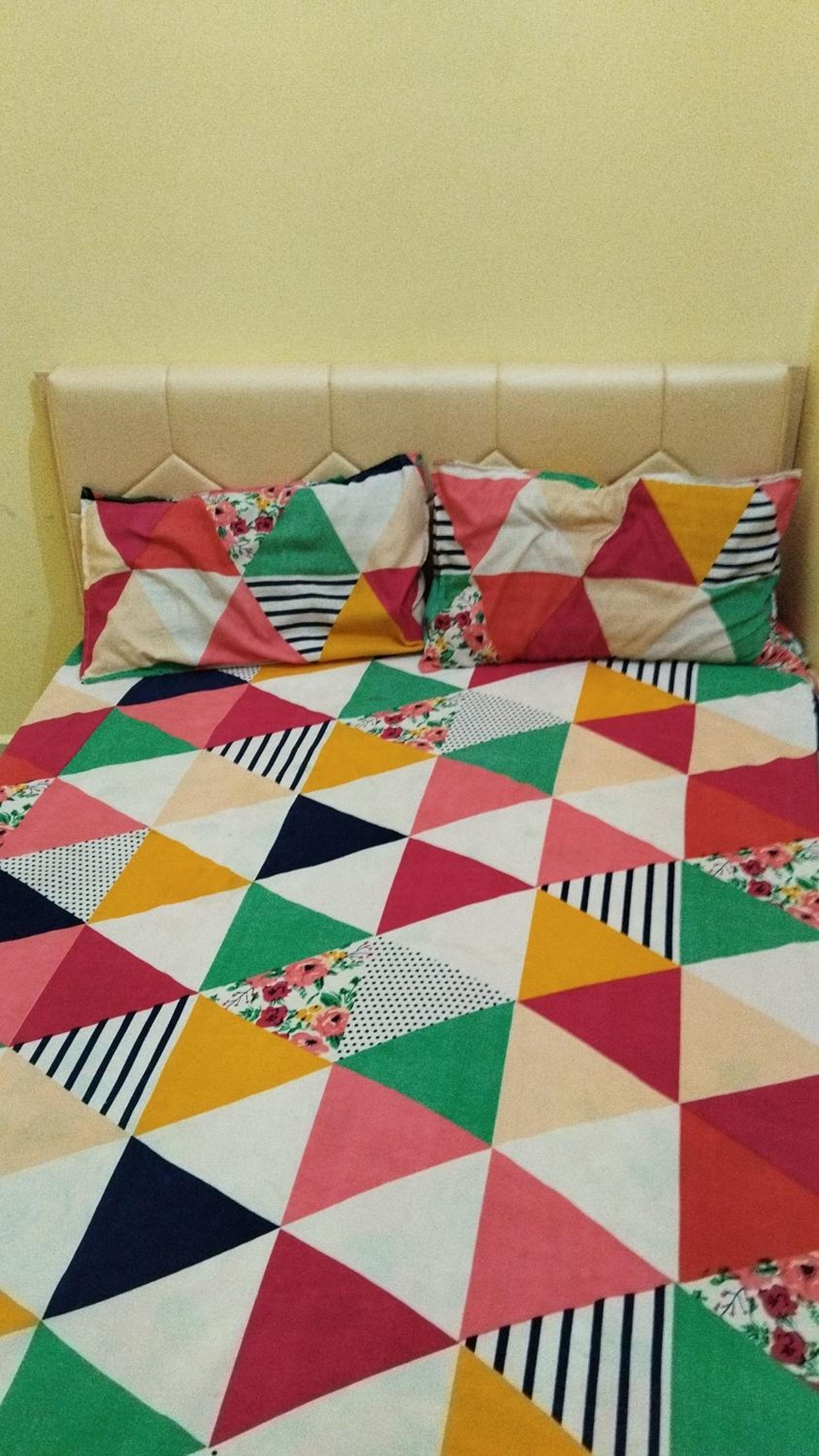 Shubham guest house