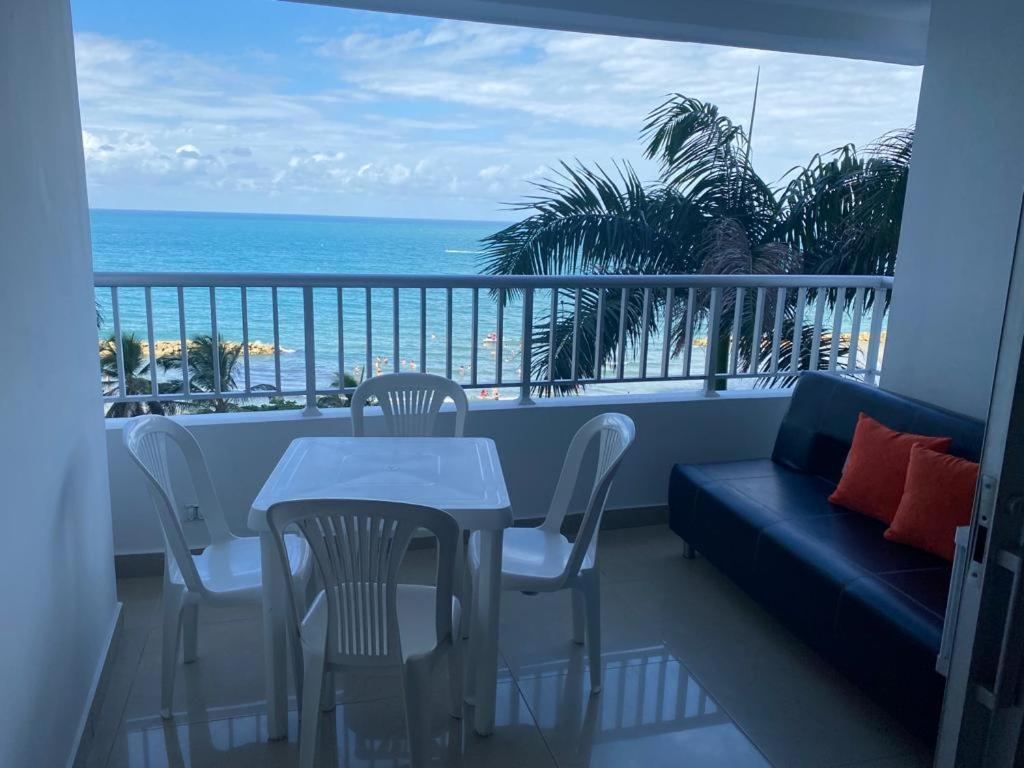 Hermoso apartamento vista al mar 404