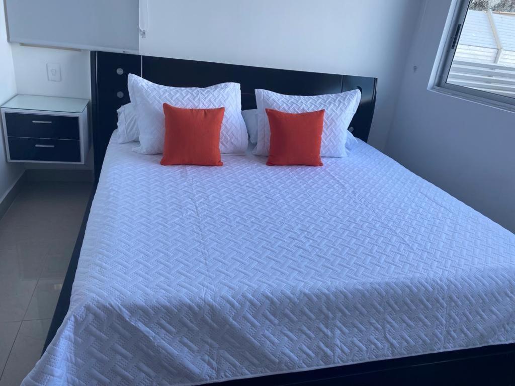 Hermoso apartamento vista al mar 404
