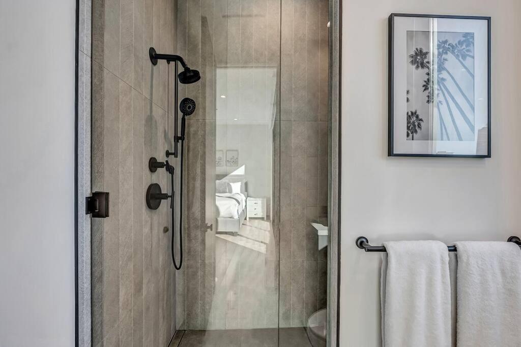 5BRM 6Bath Off Sunset in WeHo Villa