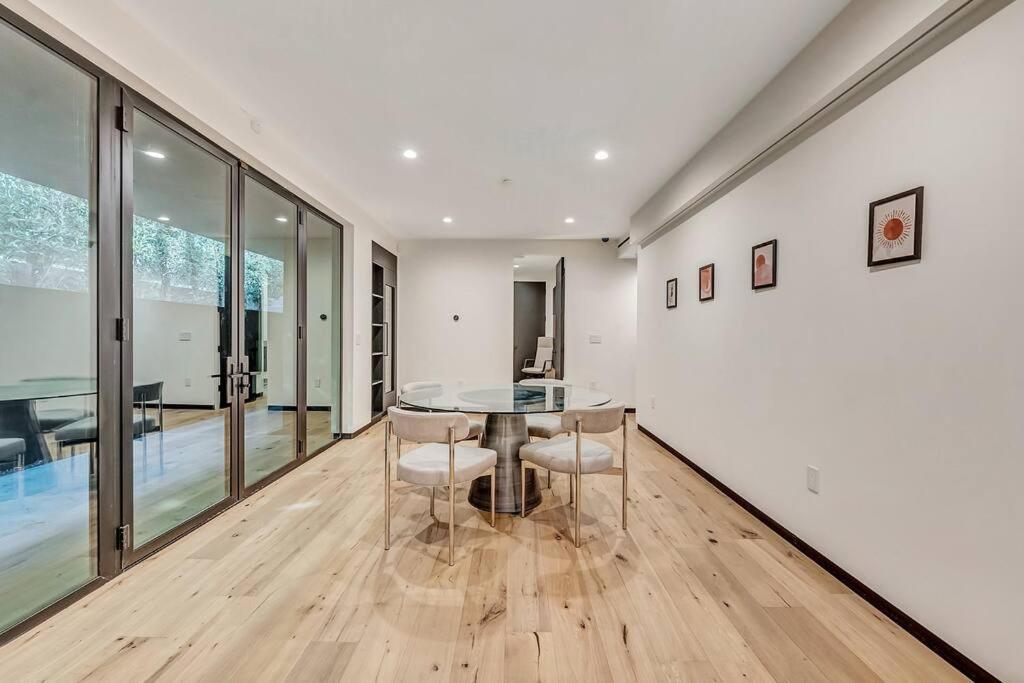 5BRM 6Bath Off Sunset in WeHo Villa