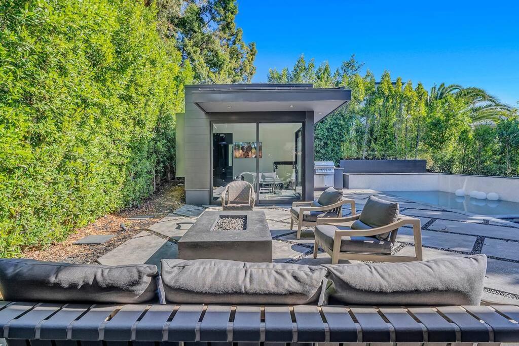 5BRM 6Bath Off Sunset in WeHo Villa