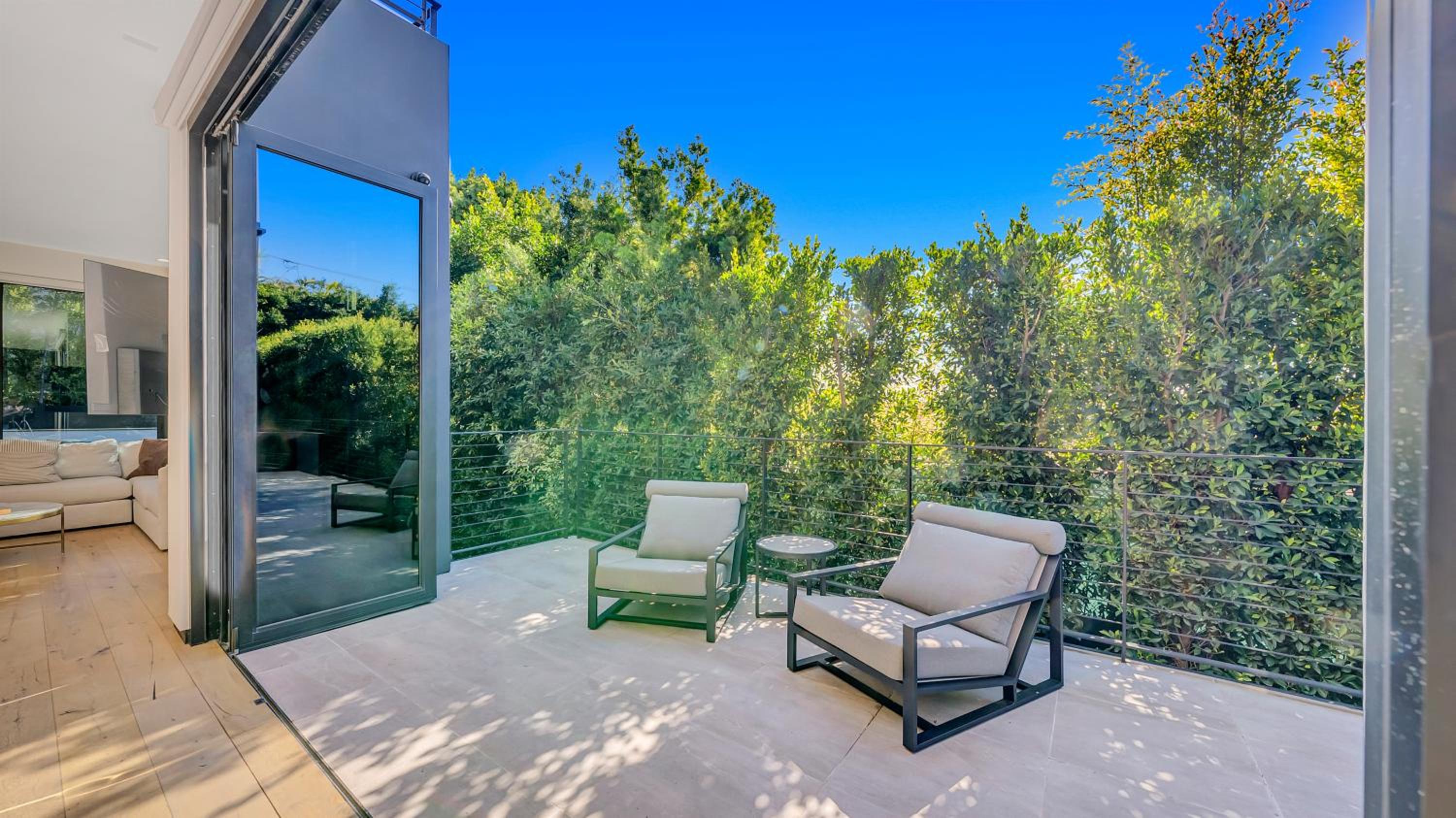 5BRM 6Bath Off Sunset in WeHo Villa
