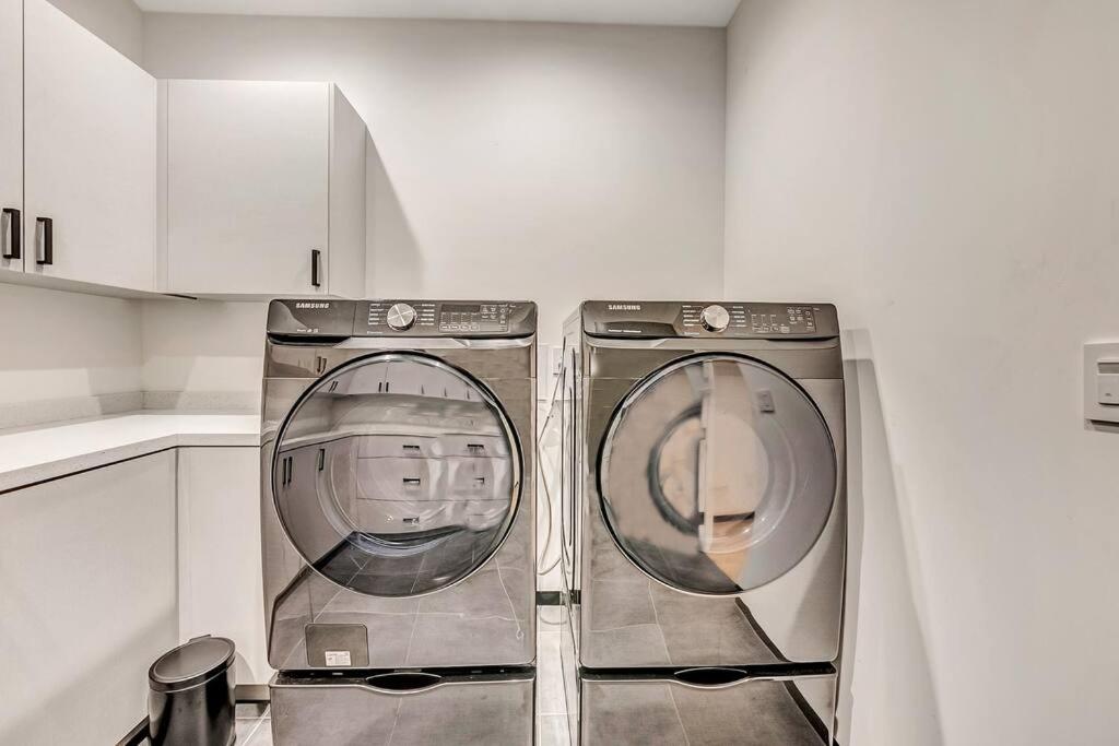 5BRM 6Bath Off Sunset in WeHo Villa