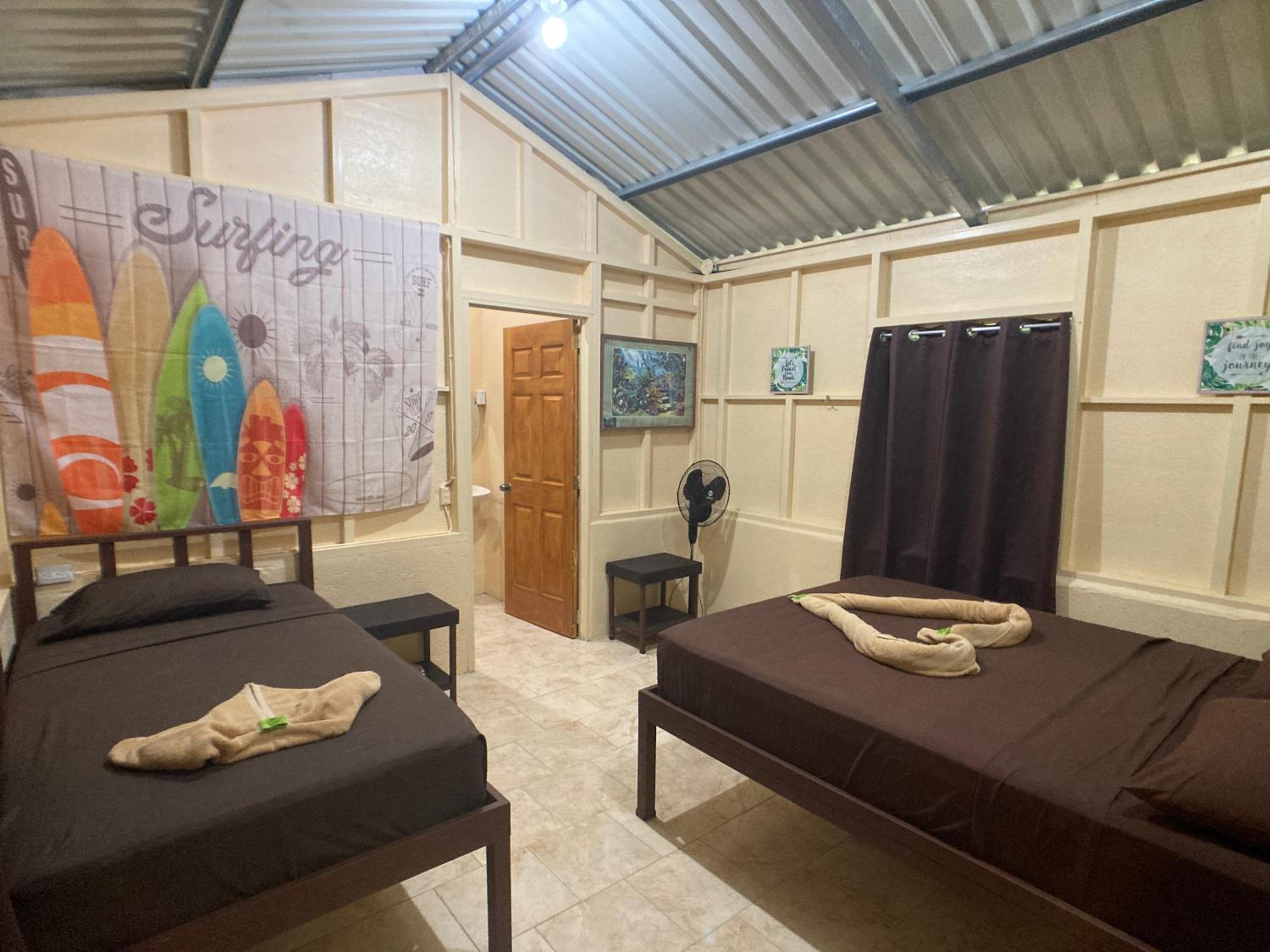 YEJOS Jungle Lodge